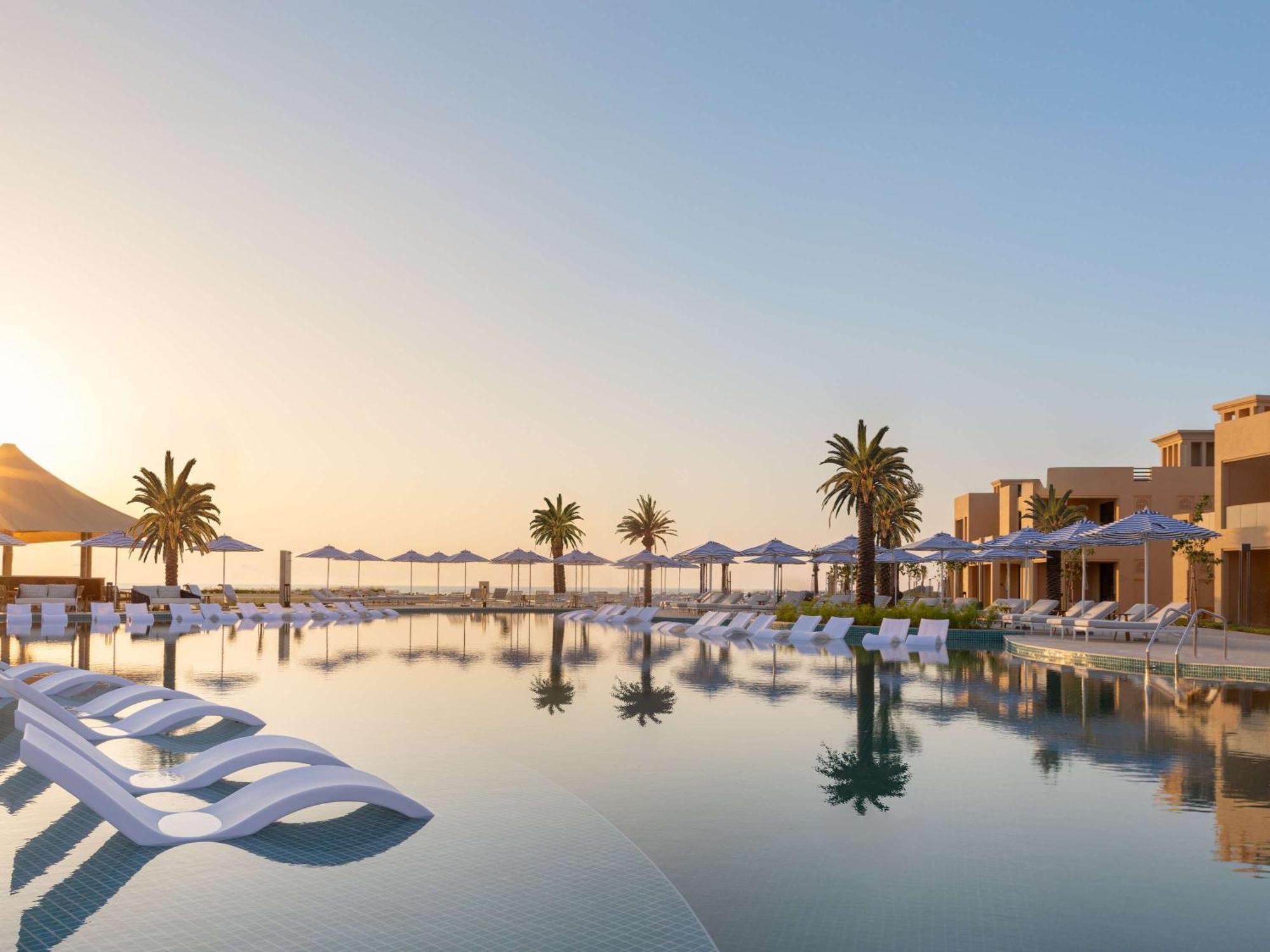 Sofitel Al Hamra Beach Resort Ra’s al-Chaima Exterior foto